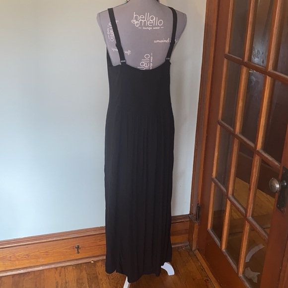 🌺Black Maxi Dress size Large 🌺 - Picture 4 of 8